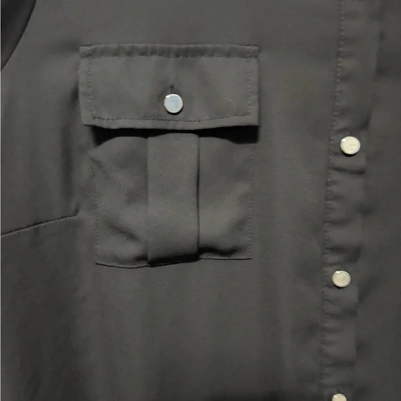 Slim Factor By Investments Button Front Top - Black - 2X - Picture 3 of 6